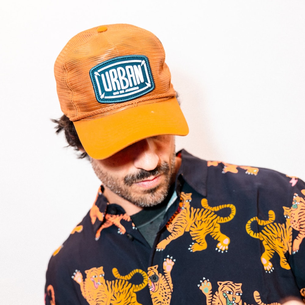 Boné Urban Caramel Mesh Trucker